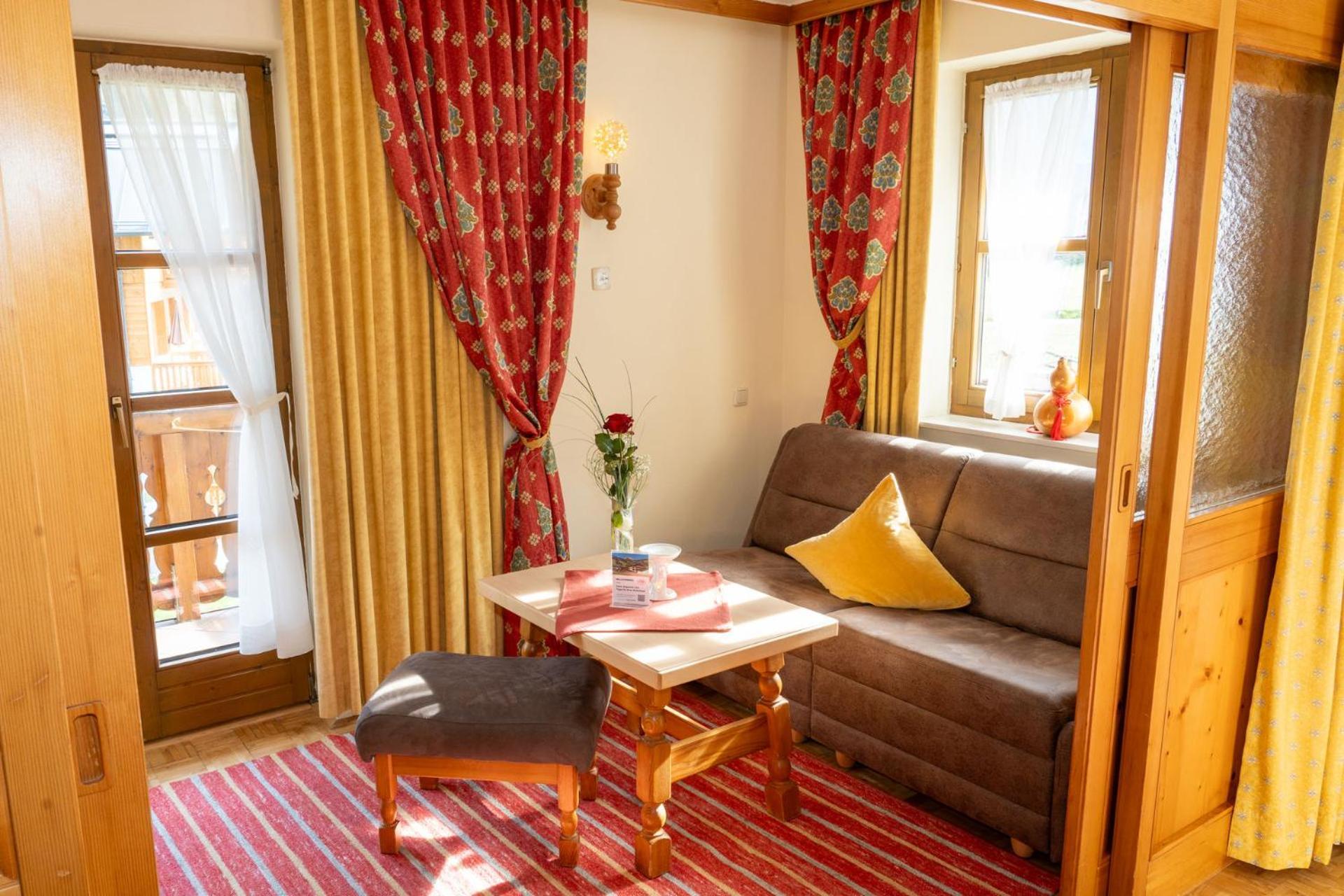 Bauernhofhotel "Die Unterbergerin" - Zimmer Mit Fruehstueck Und Ferienwohnungen In Gastein Mit Gratis Thermeneintritt 多弗加斯坦 外观 照片