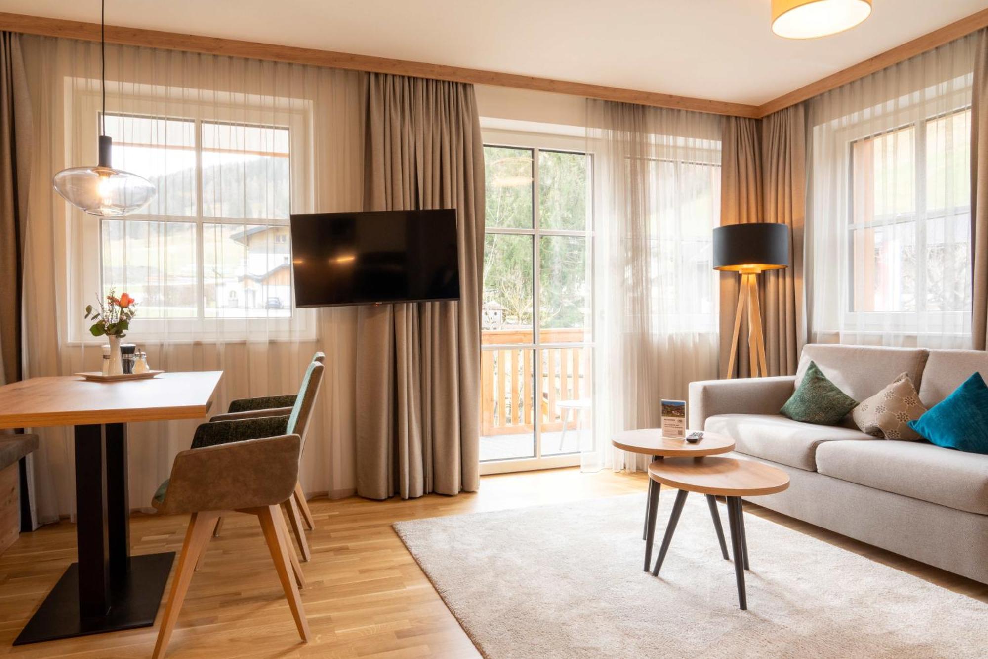 Bauernhofhotel "Die Unterbergerin" - Zimmer Mit Fruehstueck Und Ferienwohnungen In Gastein Mit Gratis Thermeneintritt 多弗加斯坦 外观 照片