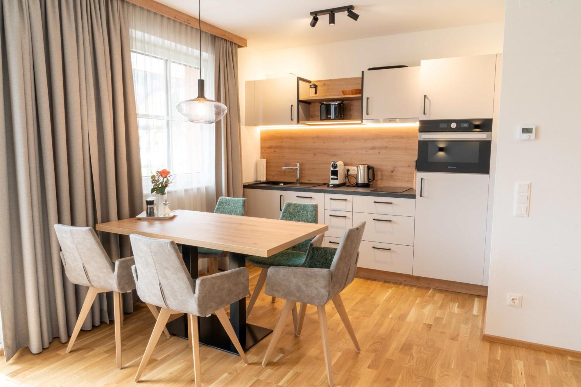 Bauernhofhotel "Die Unterbergerin" - Zimmer Mit Fruehstueck Und Ferienwohnungen In Gastein Mit Gratis Thermeneintritt 多弗加斯坦 客房 照片